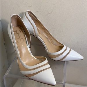 Jessica Simpson White “Curtsy” Pumps